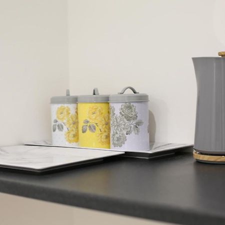 Appartamento Splendid Flat In Kensington Olympia Londra Esterno foto