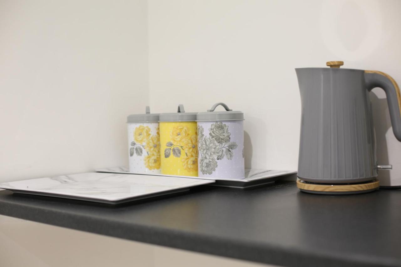 Appartamento Splendid Flat In Kensington Olympia Londra Esterno foto