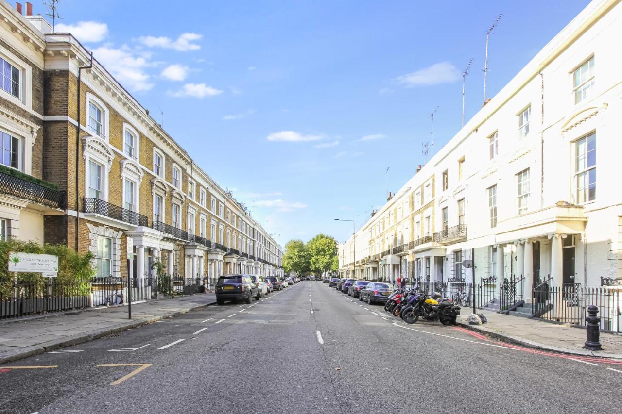 Appartamento Splendid Flat In Kensington Olympia Londra Esterno foto