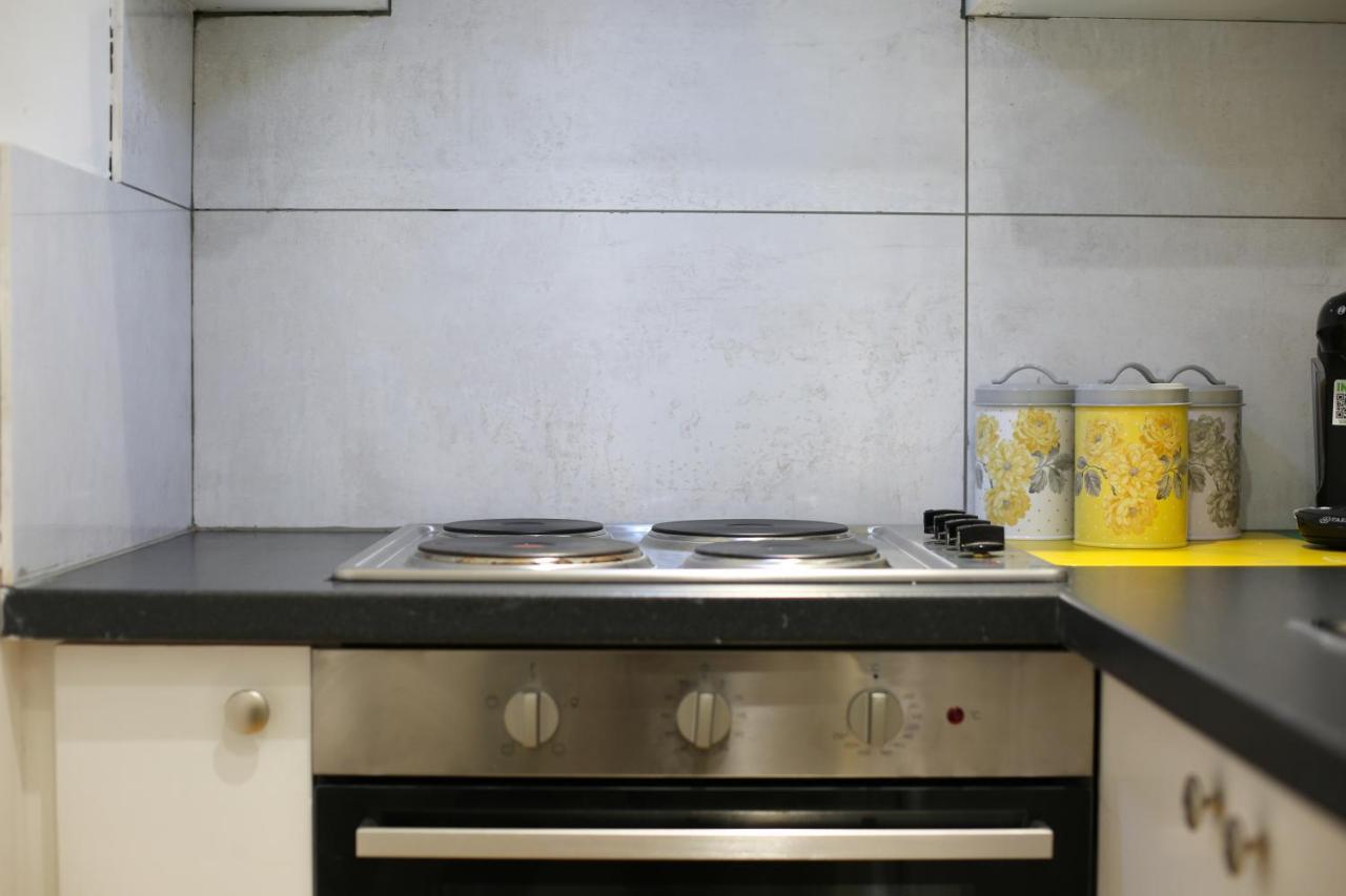 Appartamento Splendid Flat In Kensington Olympia Londra Esterno foto